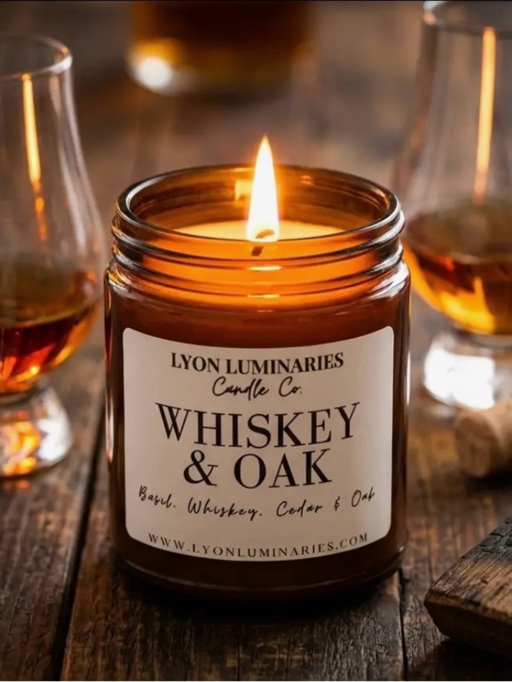 Whiskey & Oak Amber Glass Soy Candle New in Box